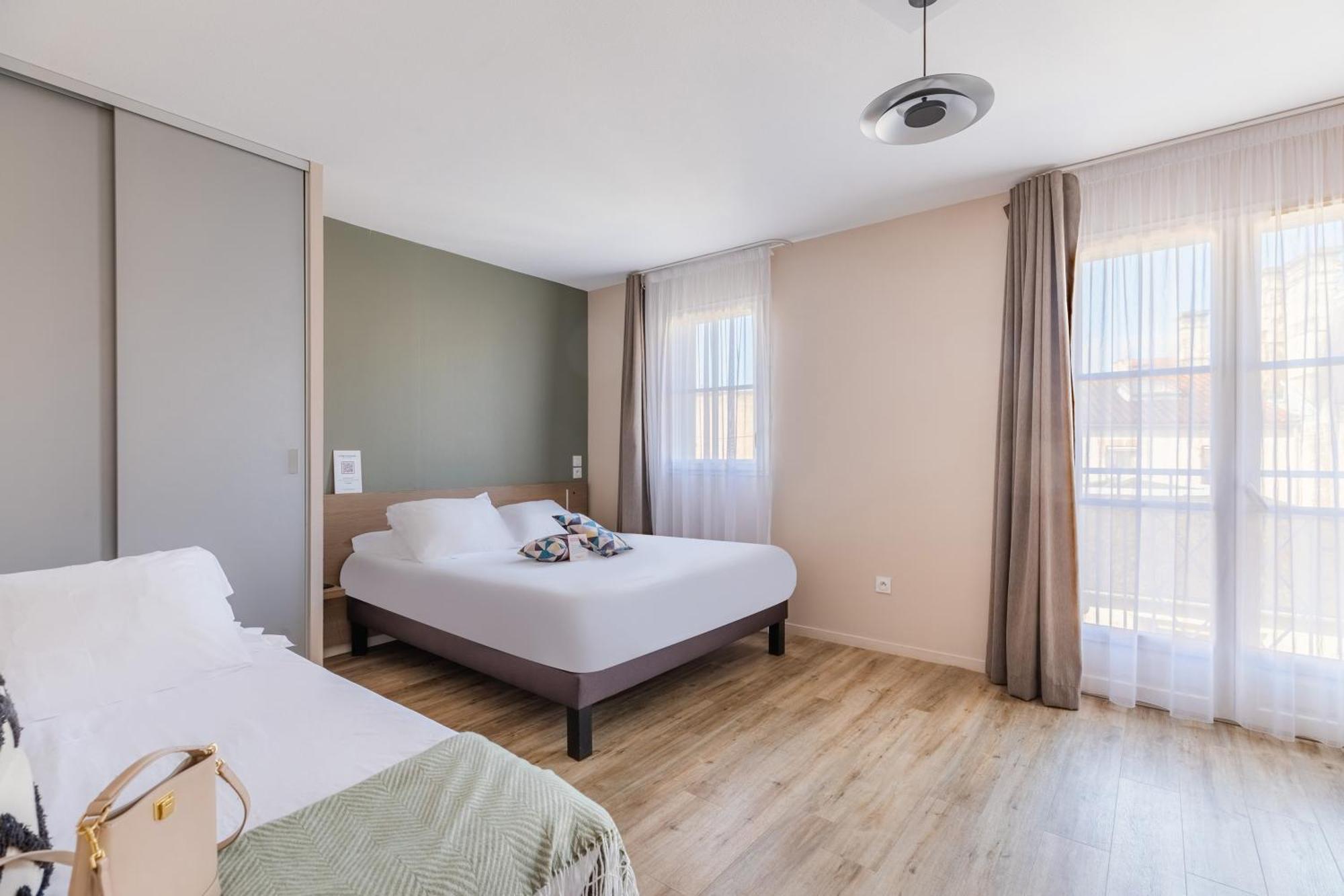 Appart'City Confort Niort Centre Exterior foto